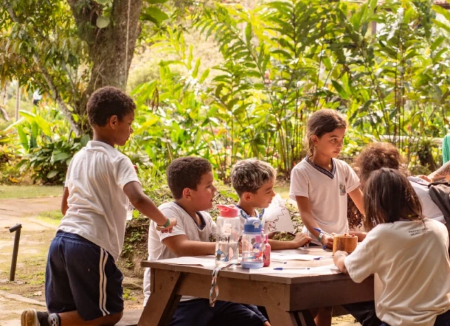 <strong>Viv&ecirc;ncias</strong>